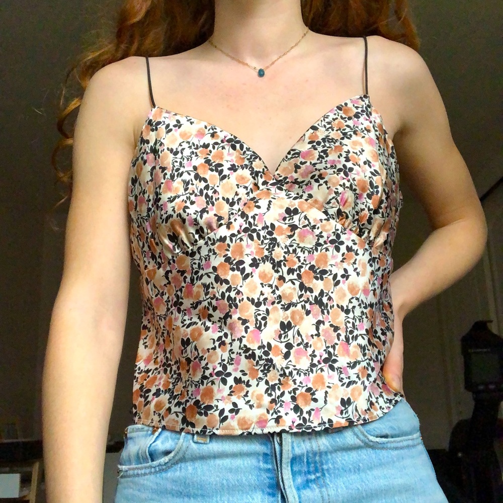 Floral tank